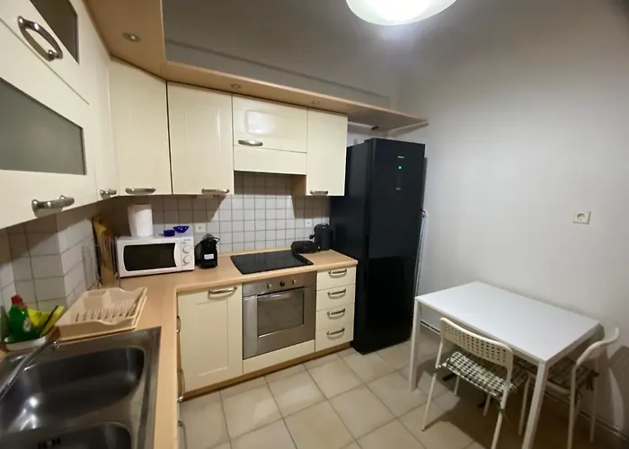 Central Spuare Apartment
