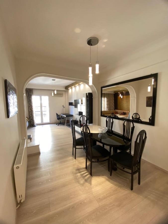Spuare Apartment
