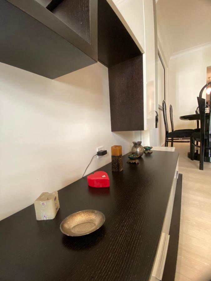 Apartment Spuare